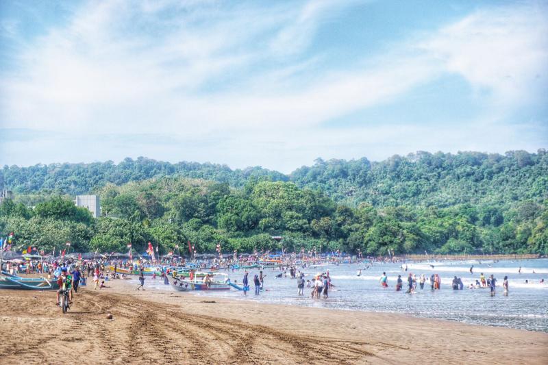 7 Cara Menikmati Pantai Barat Pangandaran