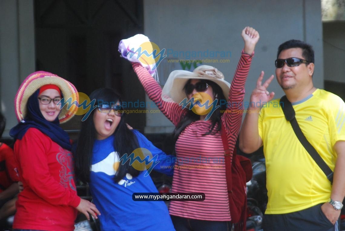 Agus Rusly Family