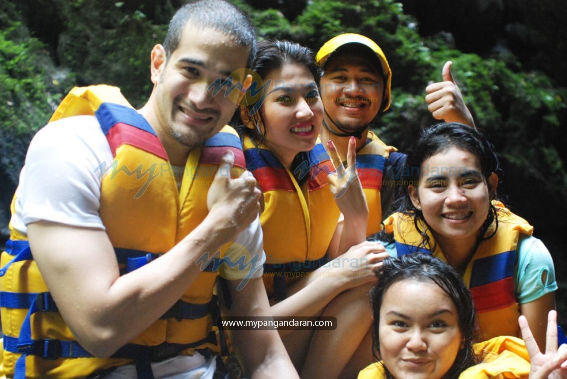 Celebrity On Vacation Trans TV
