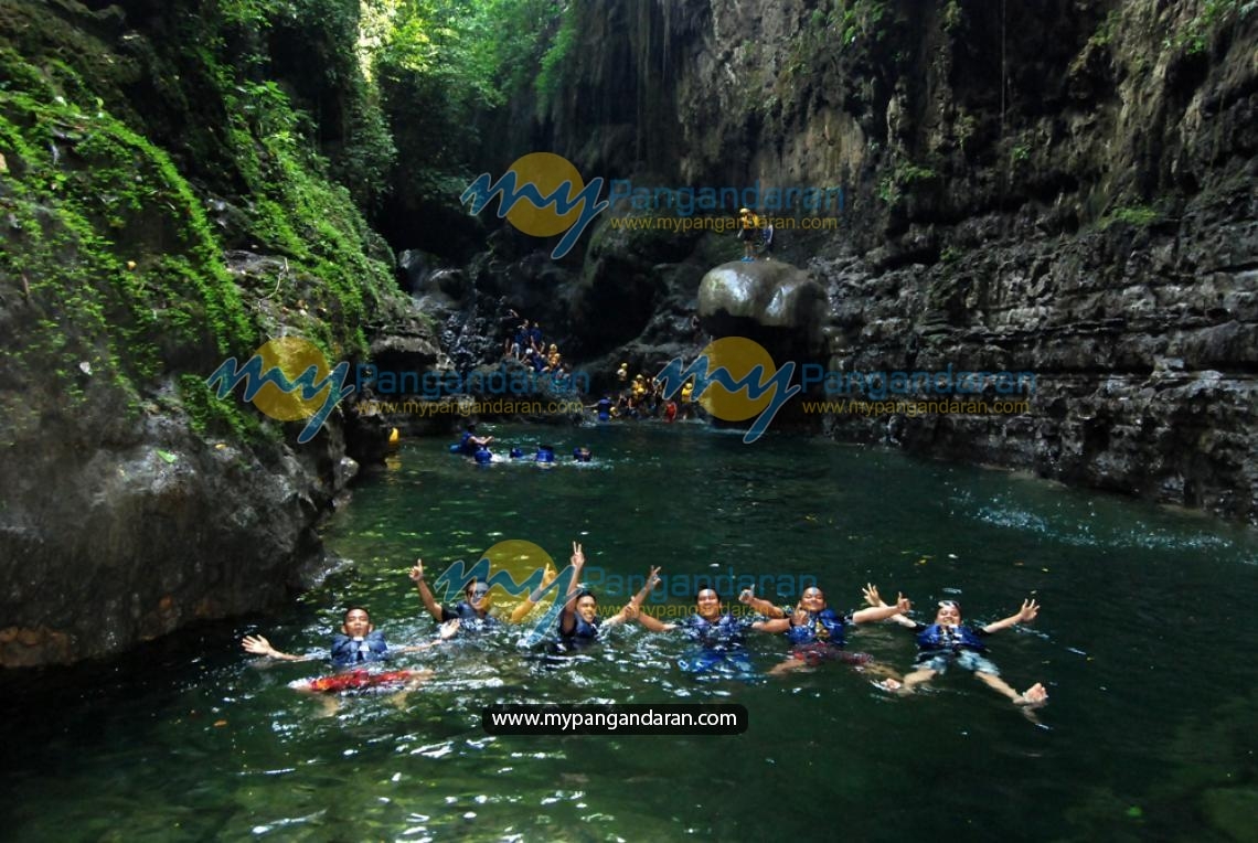 Mr. Bima & Friends at Green Canyon Pangandaran