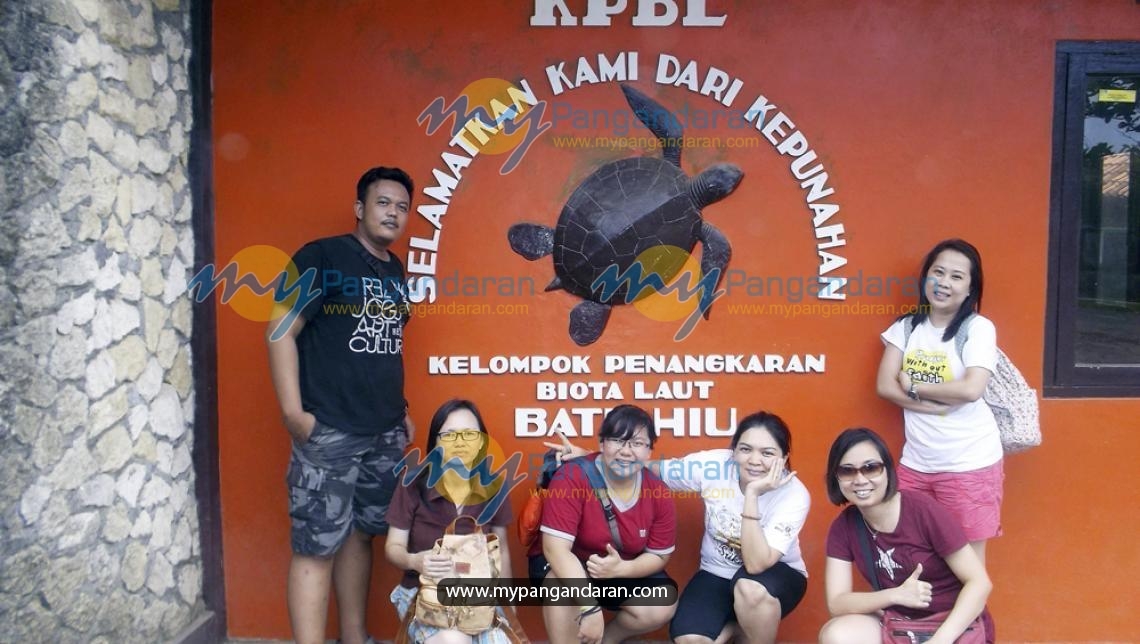 Mrs. Metty and Friends at penyu konservation Batu Hiu