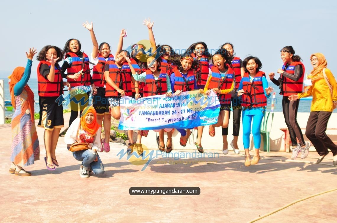 SMP Kesatuan Bangsa School Yogyakarta Watersport time